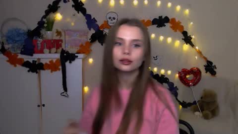 Mari online show from 11/05/25, 06:24