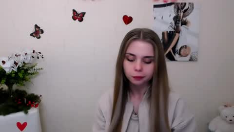 Mari online show from 05/11/26, 07:25