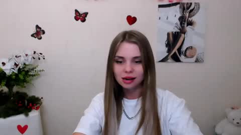 Mari online show from 05/12/26, 05:48