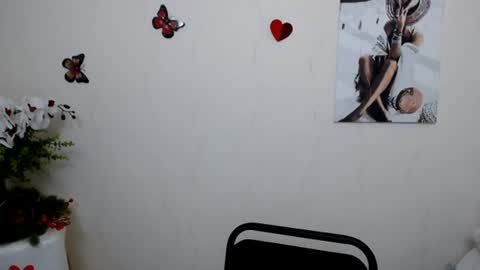 Mari online show from 07/26/26, 07:37
