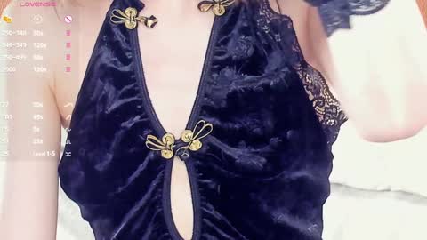 Snapshot of dream_melody chatting on 10/26/25, 08:53 Hi Im Monika Welcome to my room online show from 10/26/25, 08:53