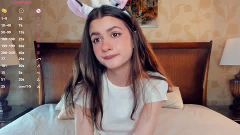 Snapshot of dream_melody chatting on 11/13/25, 09:52 Hi Im Monika Welcome to my room online show from 11/13/25, 09:52