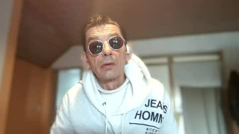 Dreambob online show from 11/27/25, 12:07