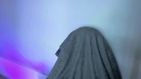  C A M I L A  online show from 05/02/26, 11:48