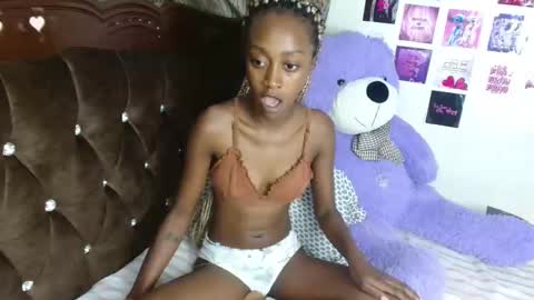 Dreameyes online show from 04/05/26, 06:21