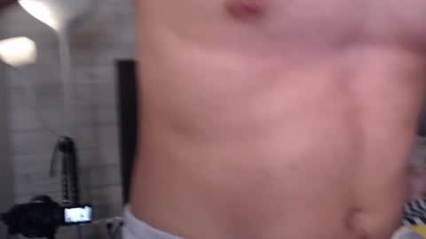 Olivia and Max online show from 01/18/26, 09:46