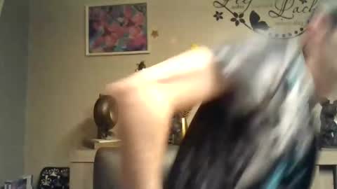 dreamguy38 online show from 12/19/24, 04:23