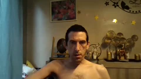 dreamguy38 online show from 10/23/25, 07:40