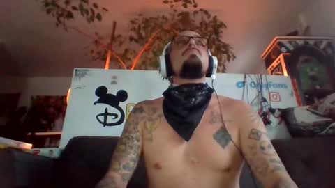 Snapshot of dreamlight69 chatting on 01/18/25, 08:51 Dreamlight online show from 01/18/25, 08:51