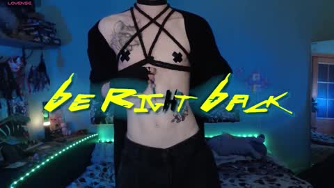 Yukichi online show from 10/11/25, 04:01