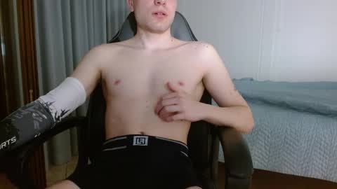 Snapshot of dreammicok chatting on 06/03/26, 03:09 DreamBoy online show from 06/03/26, 03:09