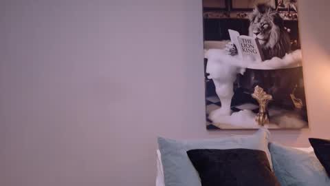 cris online show from 03/31/26, 09:37