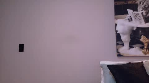Snapshot of dreammr1 chatting on 04/26/26, 02:59 cris online show from 04/26/26, 02:59