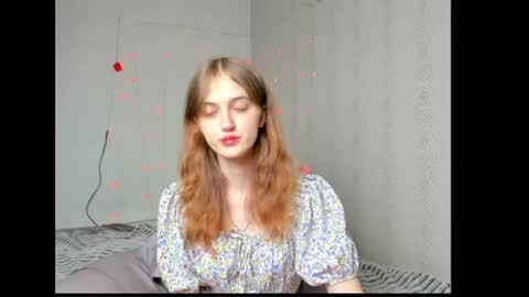 Snapshot of dreamy_pollyyy chatting on 06/16/26, 07:27 dreamy_pollyyy online show from 06/16/26, 07:27