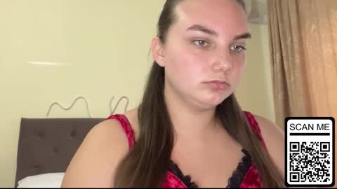 Mila online show from 09/16/25, 02:29