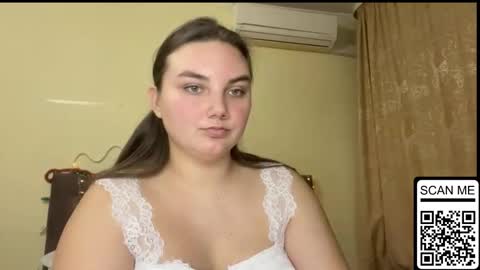 Mila online show from 11/22/25, 05:01