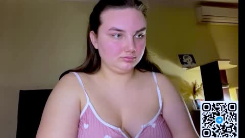 Mila online show from 03/28/26, 06:40