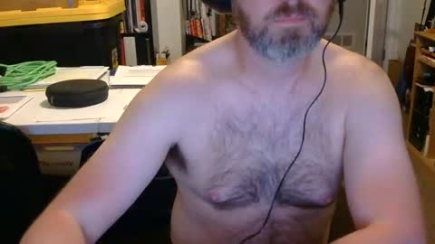 Snapshot of dreamydick47061 chatting on 05/26/26, 02:40 luvslutz online show from 05/26/26, 02:40
