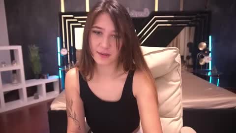 Snapshot of dreamylinaaa chatting on 12/06/24, 07:21 Lina online show from 12/06/24, 07:21