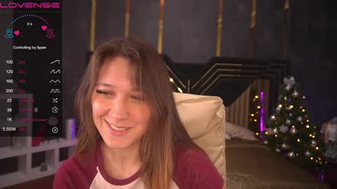 Snapshot of dreamylinaaa chatting on 12/29/24, 04:51 Lina online show from 12/29/24, 04:51