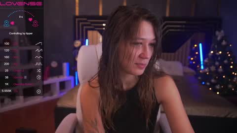 Snapshot of dreamylinaaa chatting on 01/01/25, 07:41 Lina online show from 01/01/25, 07:41
