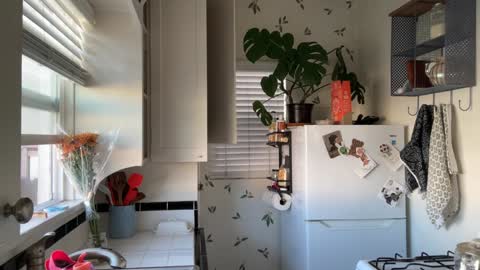 RIRI OR DREAMY online show from 02/05/25, 05:09