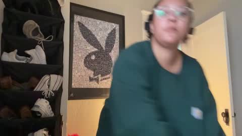 RIRI OR DREAMY online show from 02/26/25, 05:50