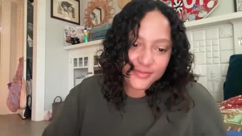 RIRI OR DREAMY online show from 09/27/25, 03:28