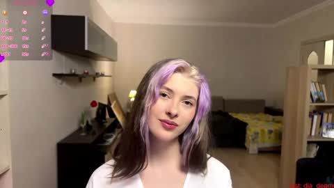 Dia online show from 04/16/26, 03:46