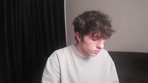 Air online show from 04/19/26, 02:00