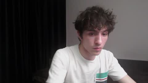 Air online show from 04/28/26, 03:06