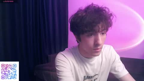 Air online show from 05/18/26, 01:13