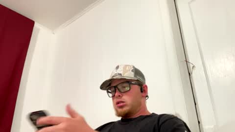 Snapshot of drewroo234592970 chatting on 07/31/26, 01:38 drewroo234592970 online show from 07/31/26, 01:38