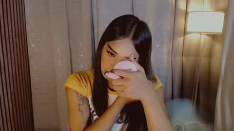 Snapshot of dreyanajones chatting on 07/12/26, 03:19 Dreyana online show from 07/12/26, 03:19