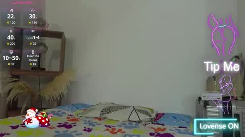 Snapshot of dreyna_latin chatting on 12/16/25, 02:55 Dreyna online show from 12/16/25, 02:55