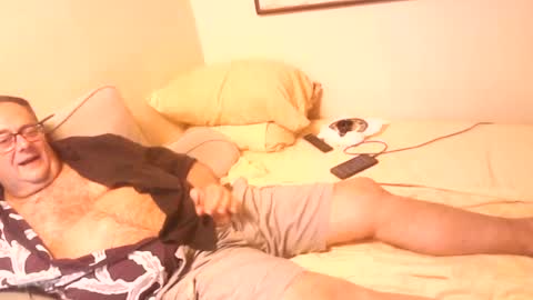 Snapshot of drfeelgood777 chatting on 08/02/26, 03:05 Dr. Feelgood online show from 08/02/26, 03:05