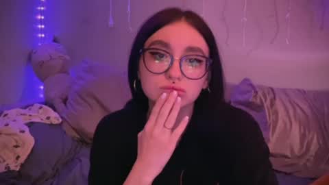 Tara  Sonny online show from 03/04/25, 05:03