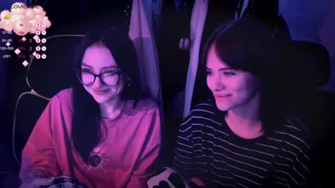 Tara  Sonny online show from 10/04/25, 03:26