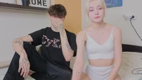 Mark online show from 04/18/26, 04:33