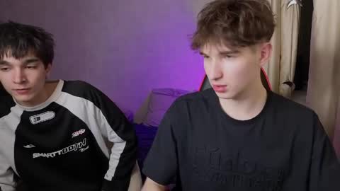 Mark online show from 04/23/26, 09:39