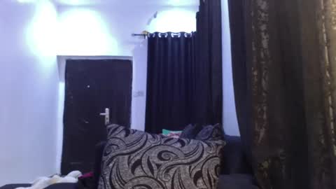 dripping_luna online show from 02/01/25, 02:26