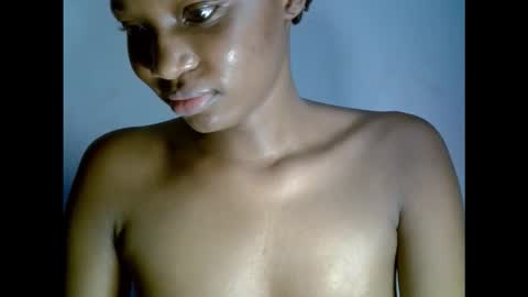 drippingpussy__ online show from 12/03/25, 10:46