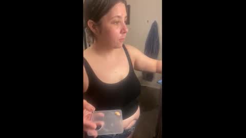 Snapshot of drippykitty888 chatting on 12/22/25, 10:29 Drippy kitty online show from 12/22/25, 10:29