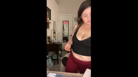 Snapshot of drippykitty888 chatting on 02/09/26, 11:58 Drippy kitty online show from 02/09/26, 11:58