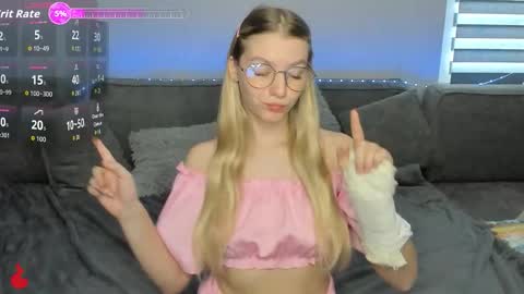 Hanna online show from 10/03/25, 05:37