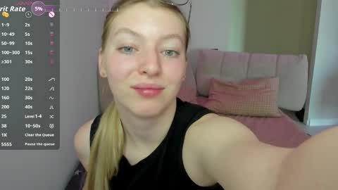 Snapshot of drivecrazy chatting on 05/08/26, 04:18 Hanna online show from 05/08/26, 04:18