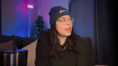 Drizzypeach602 online show from 12/01/25, 04:50