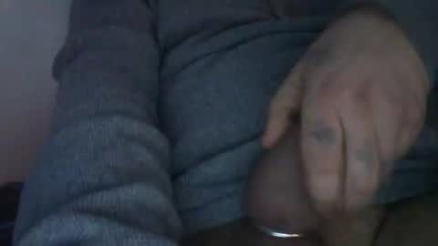 drknssn2lite75 online show from 12/17/25, 10:43