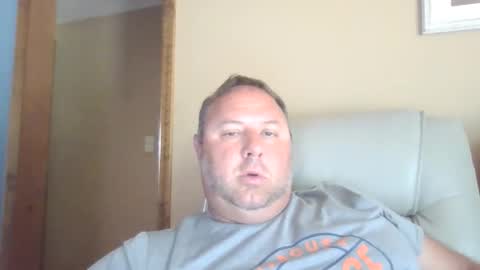 Snapshot of drow0909 chatting on 06/10/26, 02:27 Drow online show from 06/10/26, 02:27