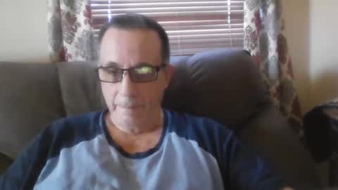 Snapshot of drthick1224 chatting on 10/09/25, 06:17 drthick1224 online show from 10/09/25, 06:17